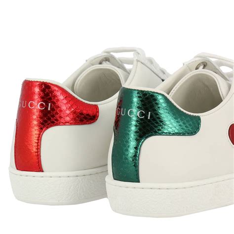 Chaussures femme Gucci .